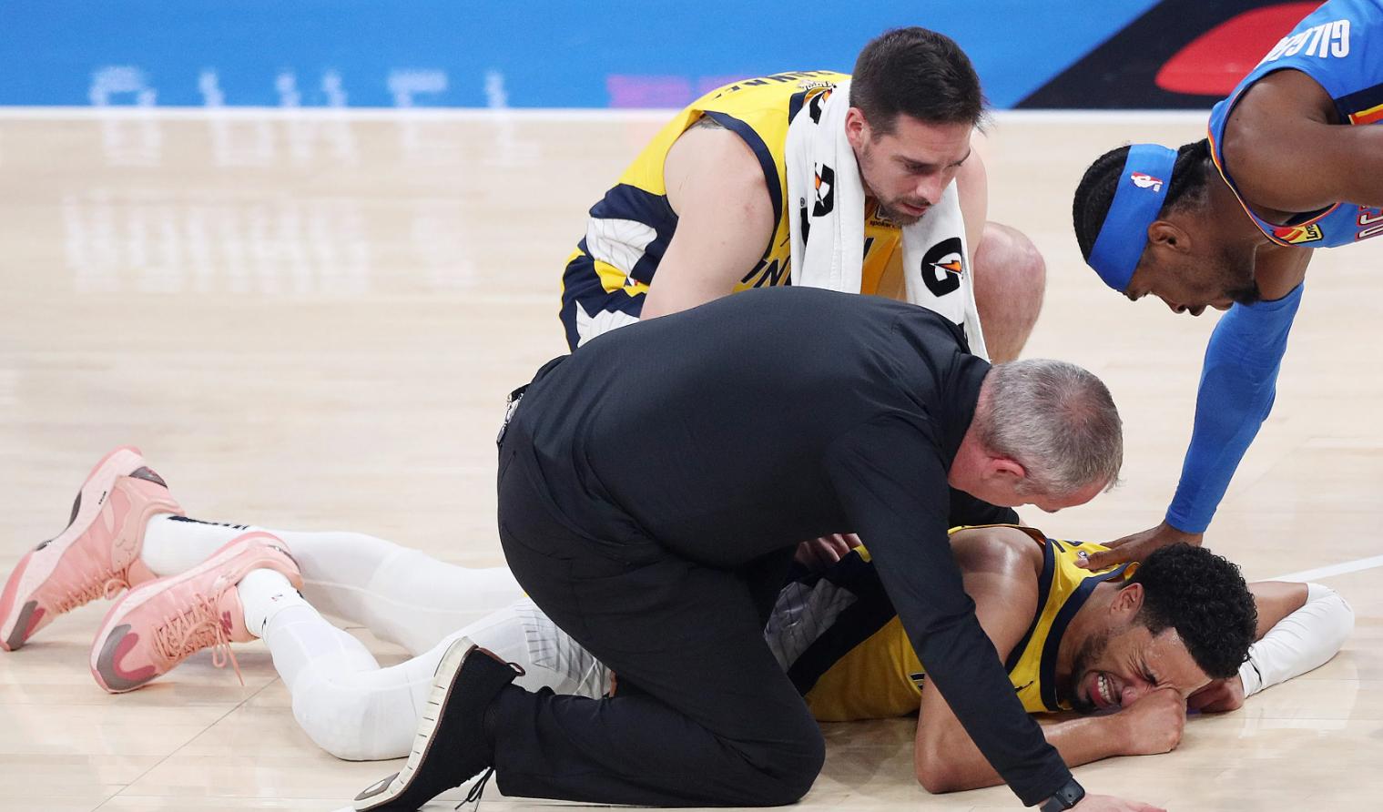 最后时刻NBA季后赛传出新动向，罗马复出首秀，高层表态：赛场秩序良好，细节决定成败(nba季后赛最新战况2024最新消息)-开云免费直播