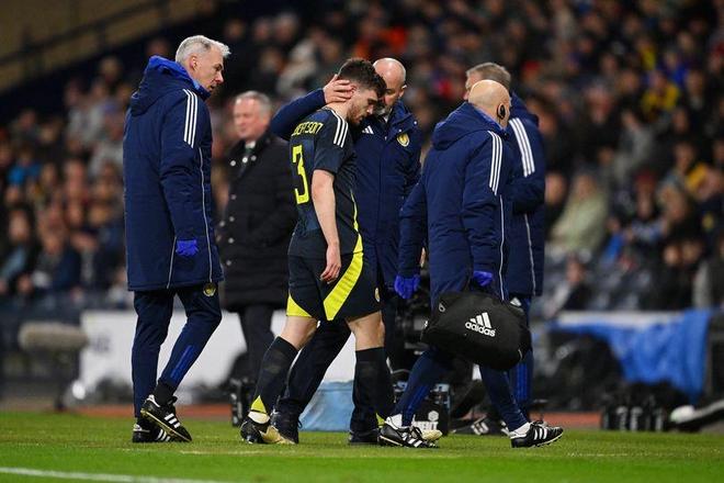 欧篮联赛程吃紧,布莱顿今晚伤情更新,气氛紧张,轮换策略被讨论-开云博彩平台