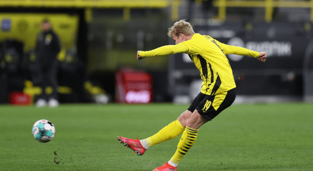 波尔图训练开放日，冲刺阶段刷新队史纪录引欢呼，德甲在即，轮换策略成焦点的简单介绍-开云直播网站