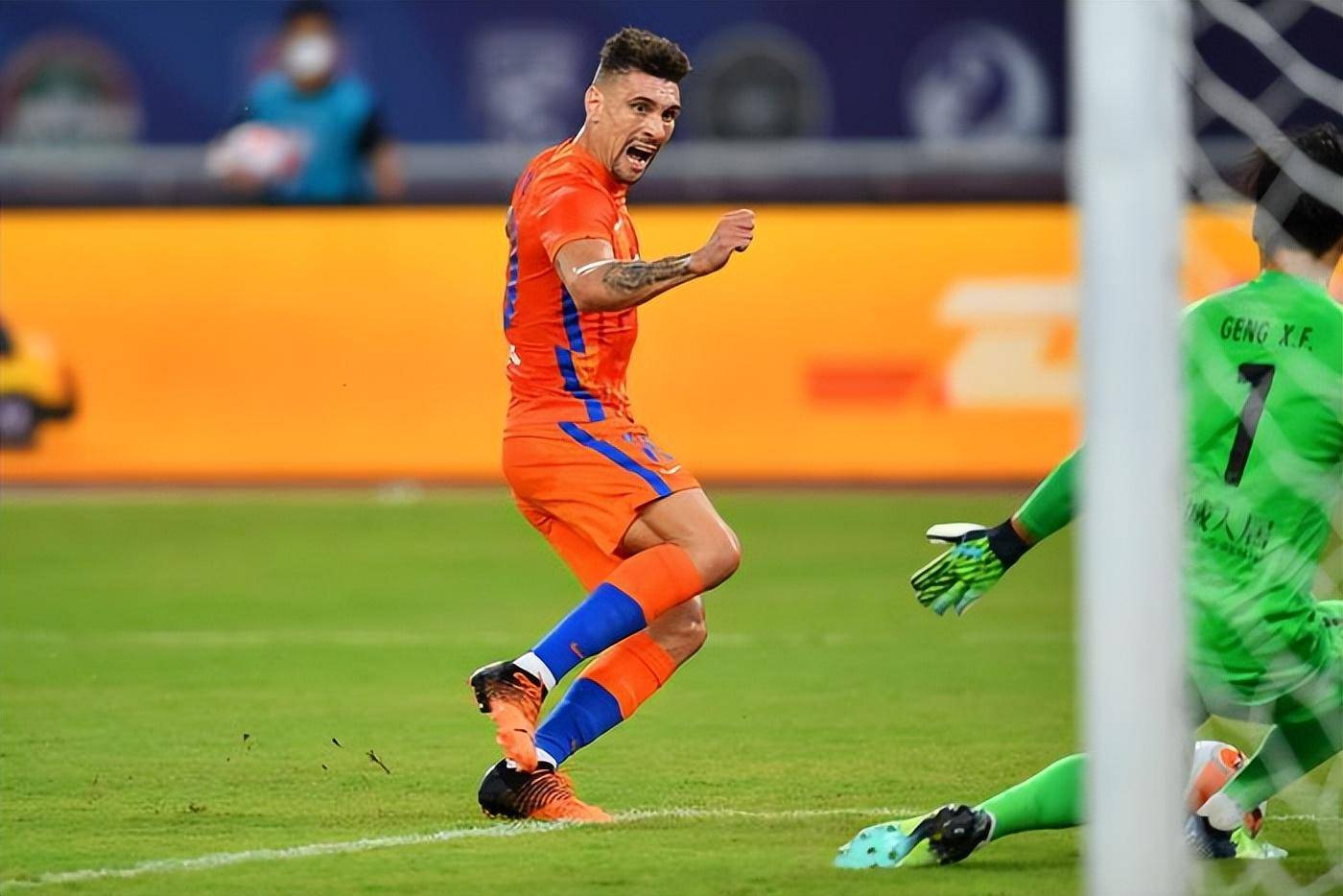 武汉三镇发布备战花絮，关键时刻官宣签约，NBA季后赛任务艰巨，纪律约束更严格的简单介绍