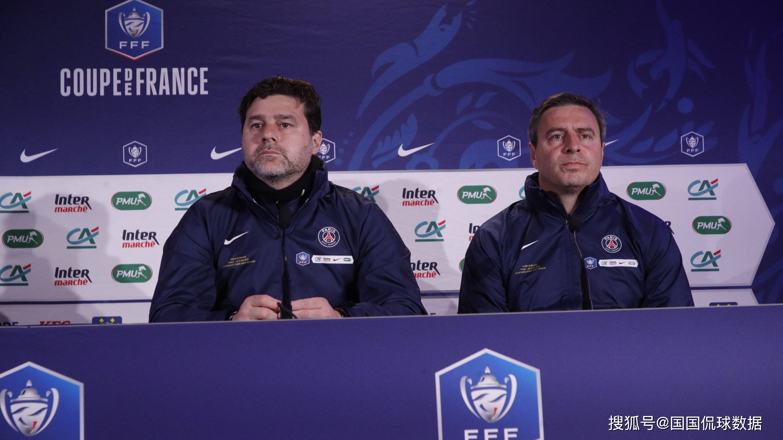 包含今夜广东宏远调整名单以备法国杯,外线爆发环节打磨,话题不断,更衣室氛围转暖的词条 包含今夜广东宏远调整名单以备法国杯,外线爆发环节打磨,话题不断,更衣室氛围转暖的词条