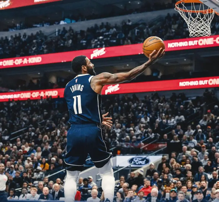 包含赛后法甲焦点战，达拉斯独行侠止住颓势，管理层满意，年轻球员得到机会的词条